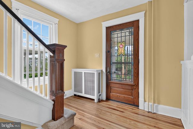 37 S CONSTITUTION AVE, New Freedom, PA 17349