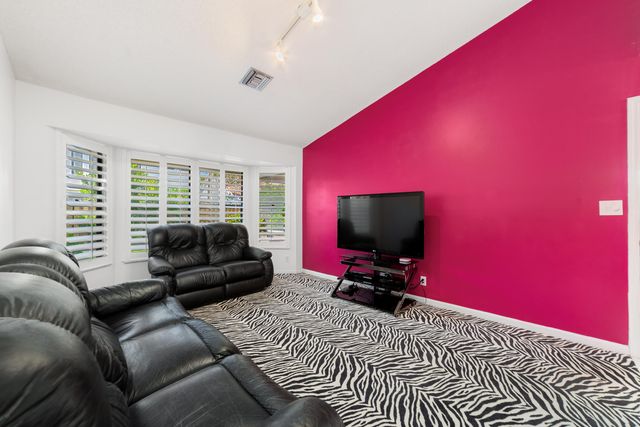 5534 Croydon Court, Boca Raton, FL 33486