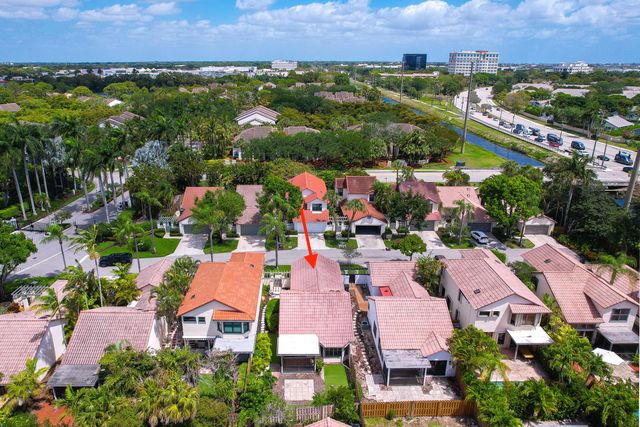 5534 Croydon Court, Boca Raton, FL 33486