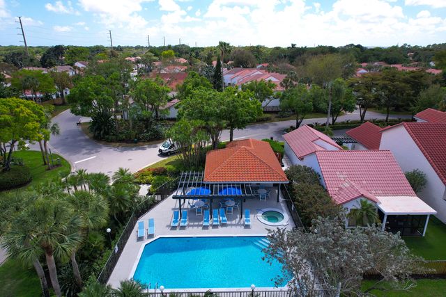 5534 Croydon Court, Boca Raton, FL 33486