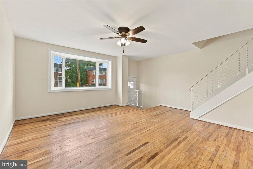3758 GENESEE DR, PHILADELPHIA, PA 19154 — photo 3