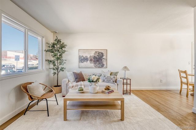 1529 S Nucla Street, Aurora, CO 80017