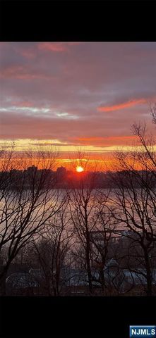 4 Horizon Road G-10, Fort Lee, NJ 07024