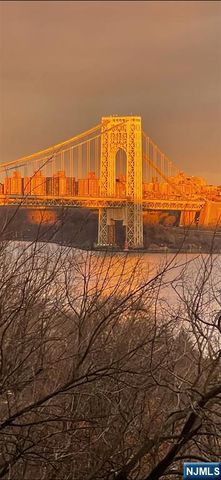 4 Horizon Road G-10, Fort Lee, NJ 07024