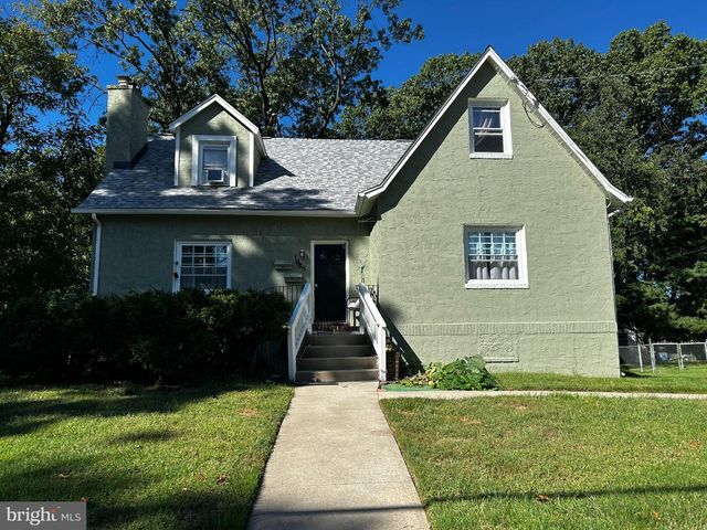 1085 GLASSBORO RD, Woodbury Heights, NJ 08097