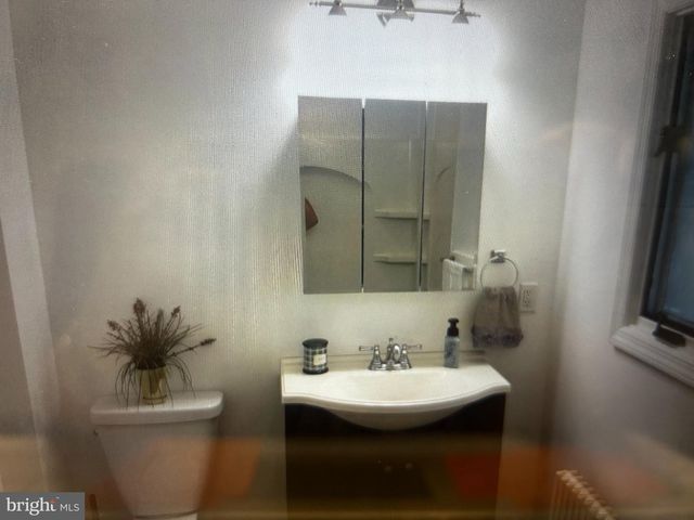1085 GLASSBORO RD, Woodbury Heights, NJ 08097