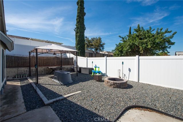 10444 Charleston Drive, Riverside, CA 92503