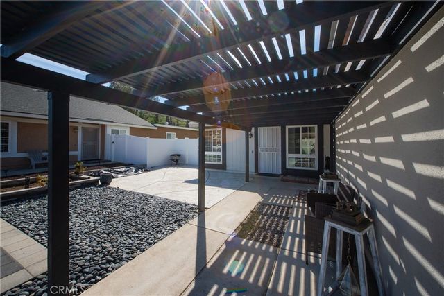 10444 Charleston Drive, Riverside, CA 92503