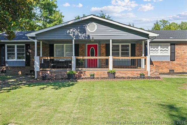 1125 Thornwood Place, Fayetteville, NC 28304