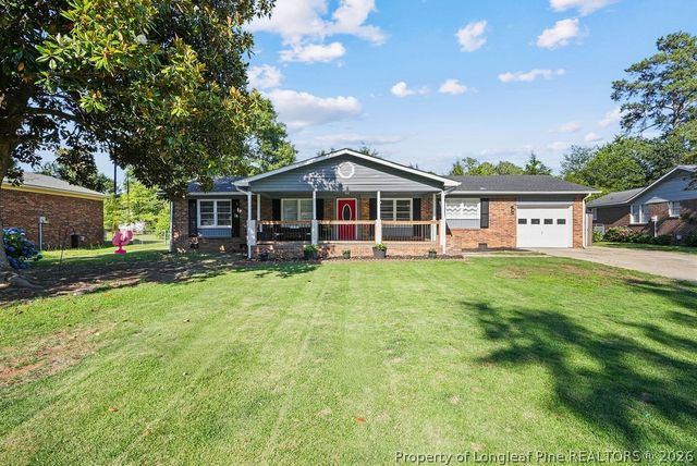 1125 Thornwood Place, Fayetteville, NC 28304