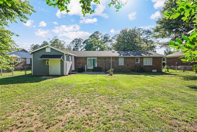 1125 Thornwood Place, Fayetteville, NC 28304