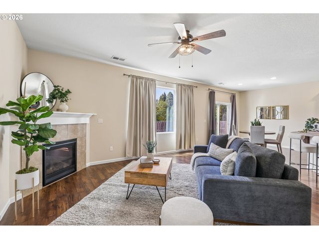51309 Sw RHINE Dr, Scappoose, OR 97056
