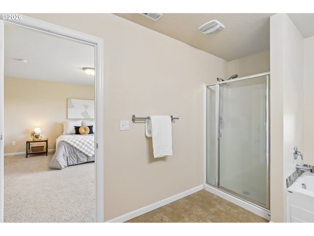 51309 Sw RHINE Dr, Scappoose, OR 97056