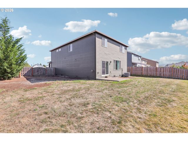 51309 Sw RHINE Dr, Scappoose, OR 97056