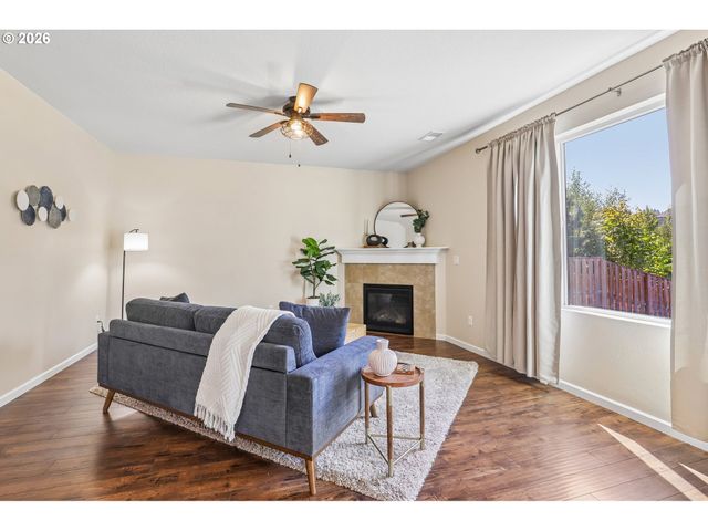 51309 Sw RHINE Dr, Scappoose, OR 97056