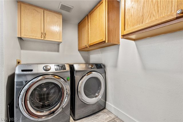 7968 Dorinda Avenue, Las Vegas, NV 89147