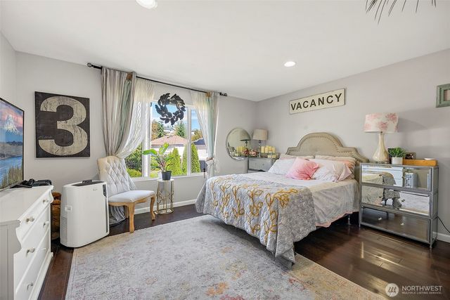 6533 63rd Street W, University Place, WA 98467