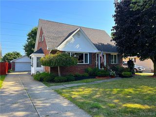 52 Kennedy Drive, Lackawanna, NY 14218