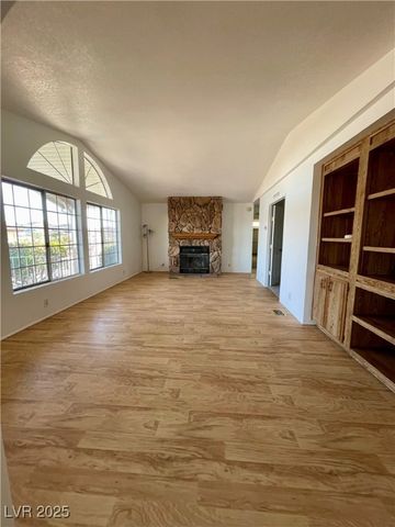 595 Lake Michigan Lane, Boulder City, NV 89005