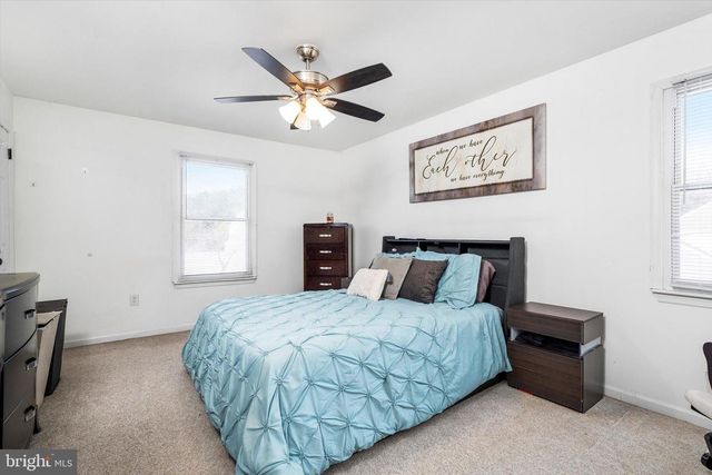 3 SCENIC VIEW DR, Sicklerville, NJ 08081