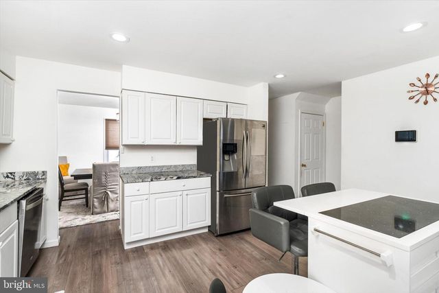 3 SCENIC VIEW DR, Sicklerville, NJ 08081