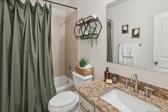 715 Gallorette, San Antonio, TX 78245