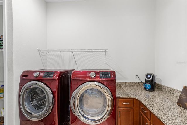 7838 DAUSSET STREET, Orlando, FL 32827