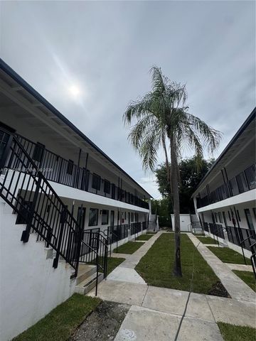 2030 SW 3rd Ave 1, Miami, FL 33129