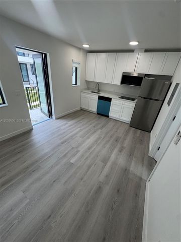 2030 SW 3rd Ave 1, Miami, FL 33129
