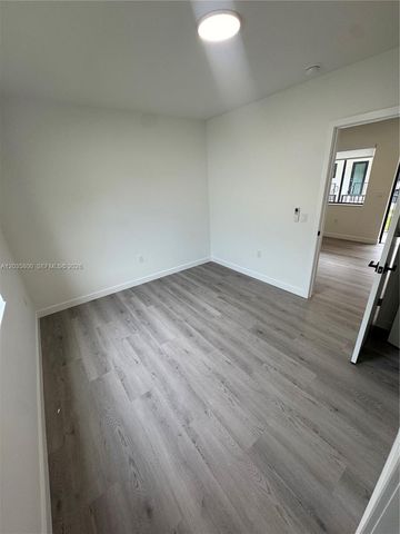 2030 SW 3rd Ave 1, Miami, FL 33129