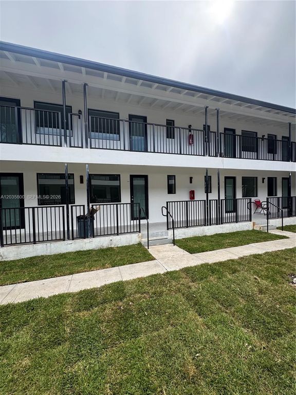 2030 SW 3rd Ave 1, Miami, FL 33129
