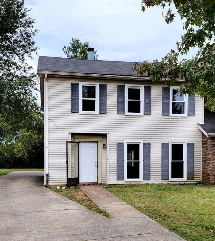 1833 Lexington Trce, Murfreesboro, TN 37130