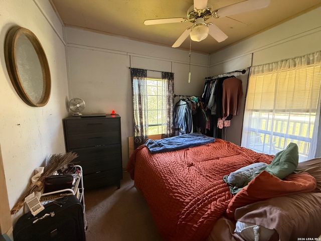 153 PARK DR, Bandera, TX 78003