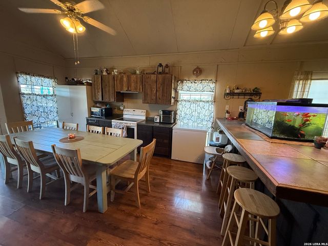 153 PARK DR, Bandera, TX 78003