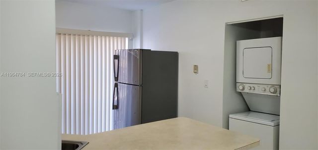 5420 W 21st Ct 108, Hialeah, FL 33016