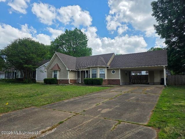 647 Woodsmoke Drive, Southaven, MS 38671