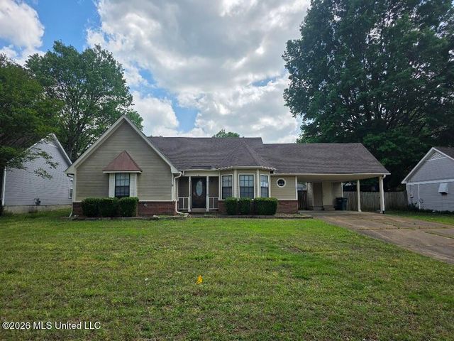 647 Woodsmoke Drive, Southaven, MS 38671