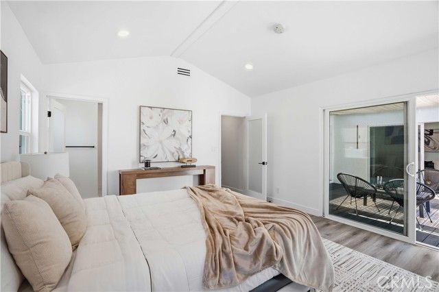 17721 Burbank, Encino (los Angeles), CA 91316