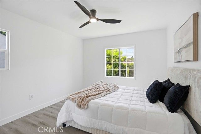 17721 Burbank, Encino (los Angeles), CA 91316