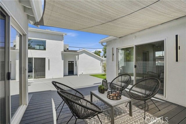 17721 Burbank, Encino (los Angeles), CA 91316