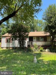 1516 WALNUT ST, Woodbridge, VA 22191