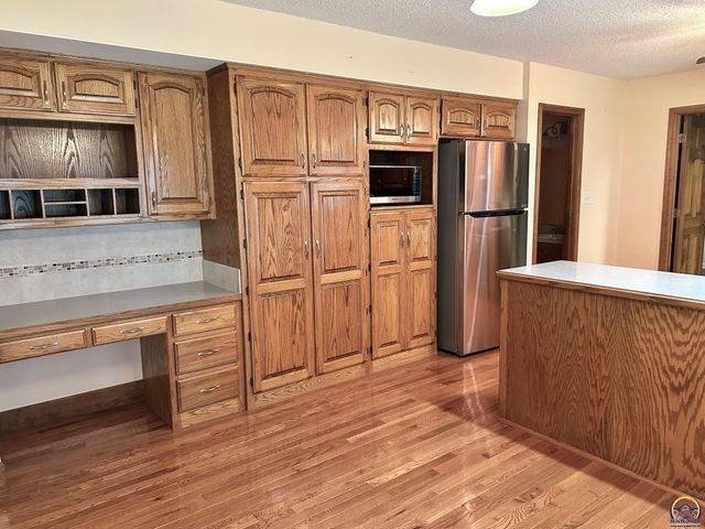 3101 SW Muirfield CT, Topeka, KS 66614