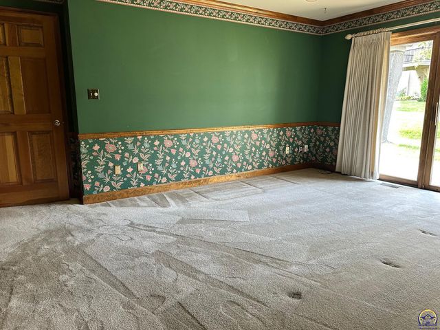 3101 SW Muirfield CT, Topeka, KS 66614