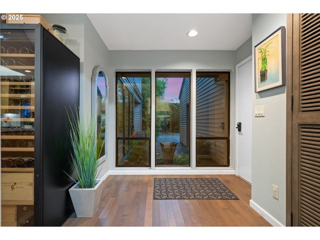 6865 Sw COUNTRY VIEW Ct, Wilsonville, OR 97070