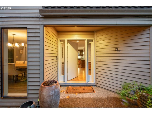 6865 Sw COUNTRY VIEW Ct, Wilsonville, OR 97070