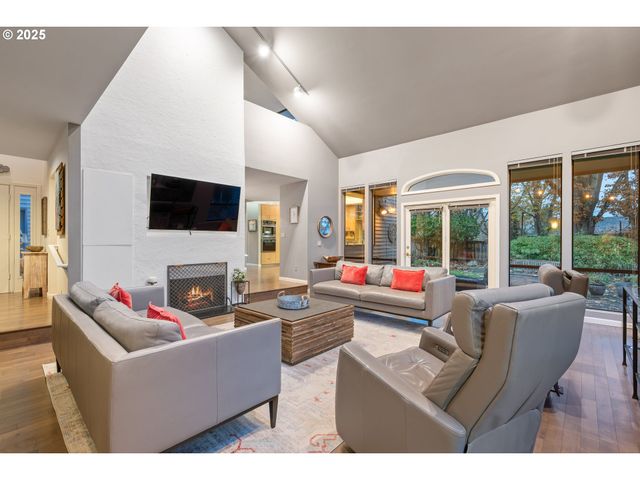 6865 Sw COUNTRY VIEW Ct, Wilsonville, OR 97070