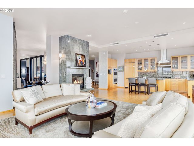 333 Nw 9TH Ave 1405, Portland, OR 97209