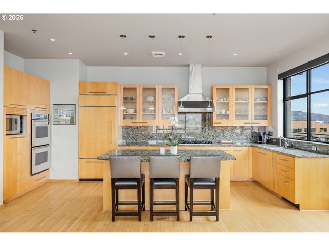 333 Nw 9TH Ave 1405, Portland, OR 97209