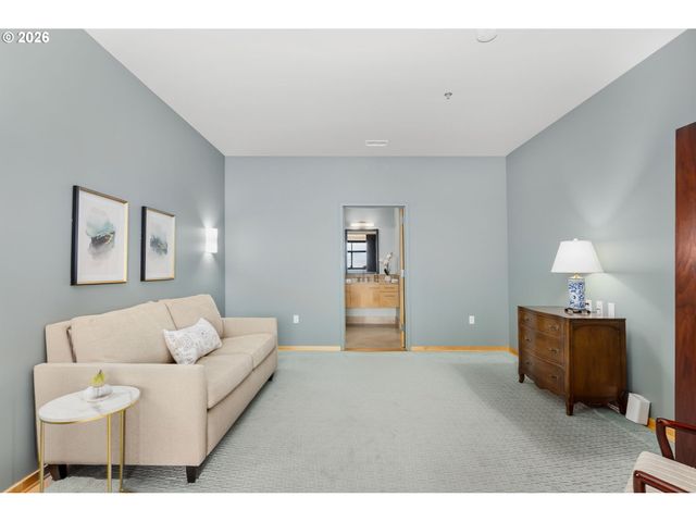 333 Nw 9TH Ave 1405, Portland, OR 97209