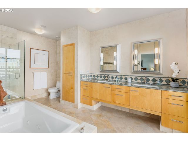 333 Nw 9TH Ave 1405, Portland, OR 97209
